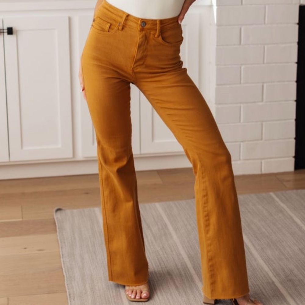 JUDY BLUE Melinda High Rise Control Top Flare Jeans in Marigold - NWT